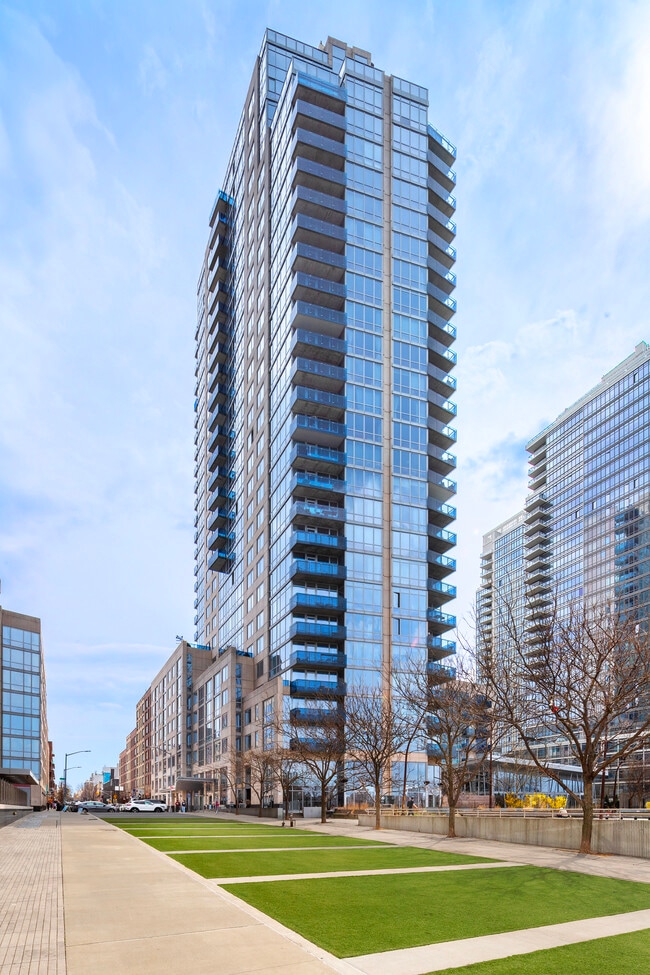 Building Photo - 22 N 6th St