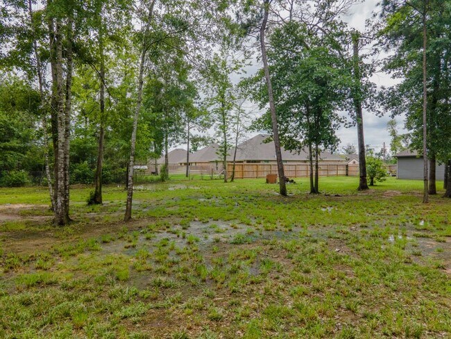 Building Photo - 6446 Rolling Hills Rd