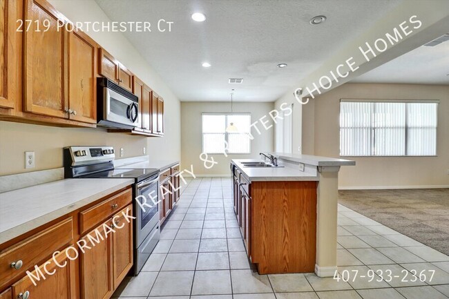 Building Photo - 2719 Portchester Ct