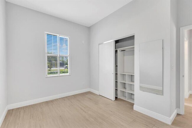 Building Photo - 13344 68th St N