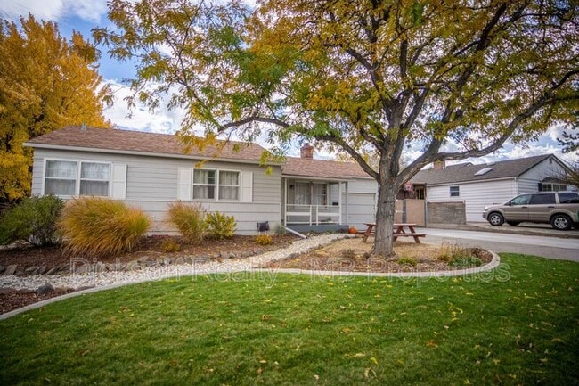 Building Photo - 1060 Whitaker Dr