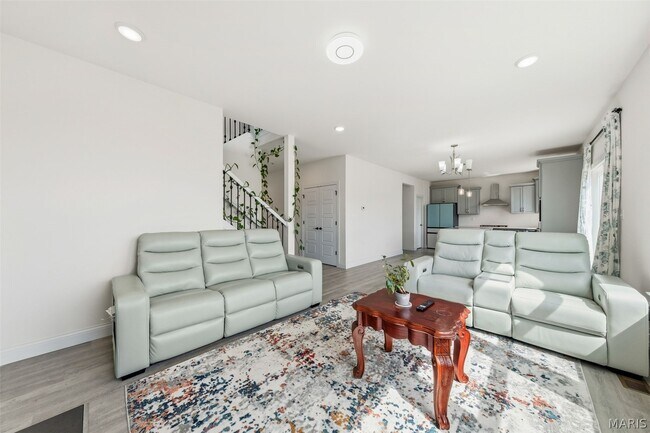 Building Photo - 106 Sommerset Ct