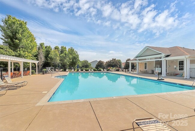 Building Photo - 14321 Green Birch Dr