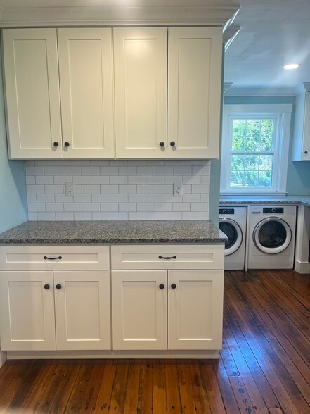 Building Photo - 275 McCorrie Ln