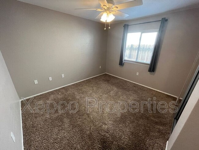 Building Photo - 51865 Avenida Velasco