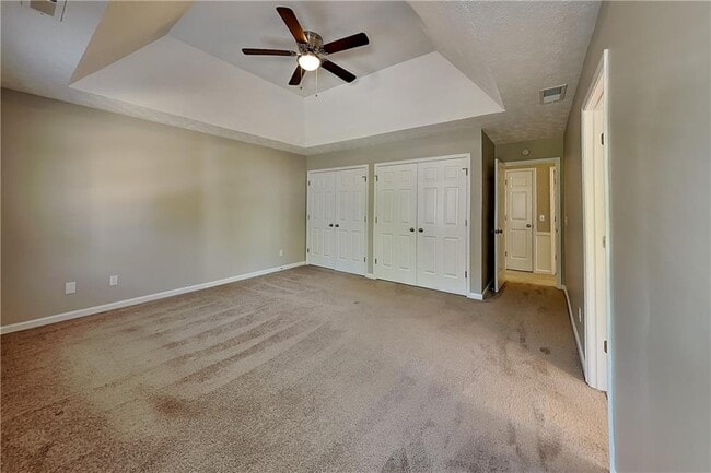 Building Photo - 2406 Southern Oak Dr SW