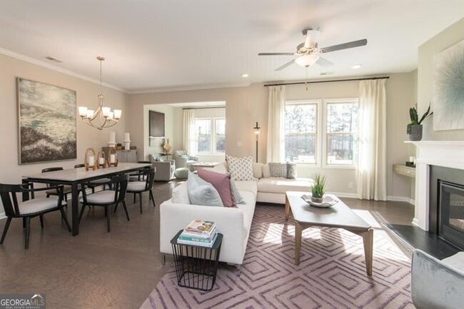 Building Photo - 1626 Lansing Bluff Walk