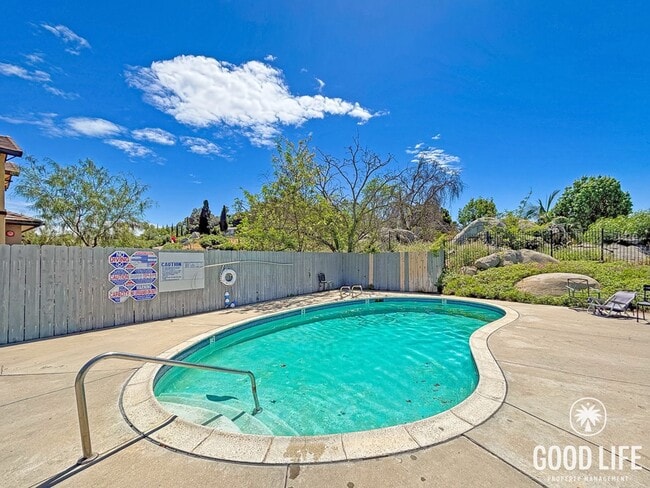 Building Photo - Beautiful 2BD/2BA Condo in El Cajon W/ A/C, W/D, Covered Back Patio, & Community Pool!