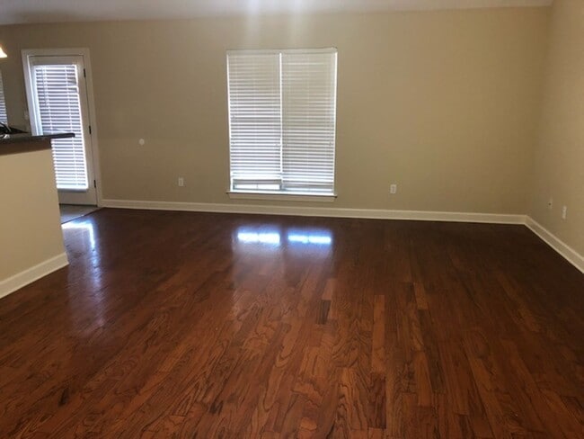 Building Photo - Rasco Hills Subdivision