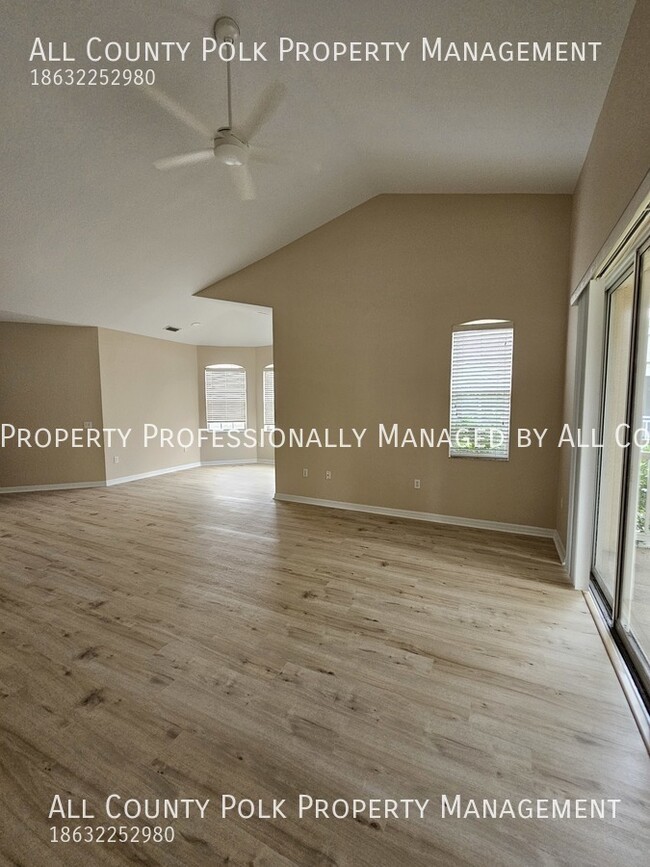 Building Photo - Show Stopper! 3/2 Grasslands Condo for Rent