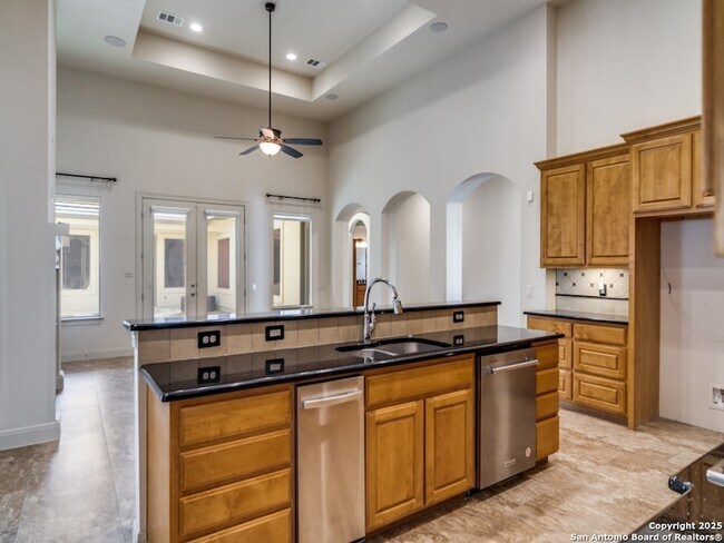 Building Photo - 16 Liser Glen