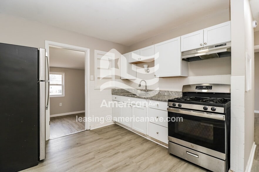 Building Photo - 6818 Eisele St