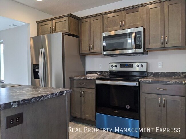 Building Photo - 9562 W Broek Dr