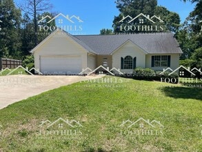 Building Photo - 3109 Pinehurst Ln