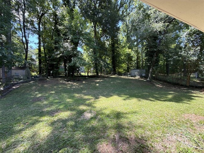 Building Photo - 5320 Dolphin Ln