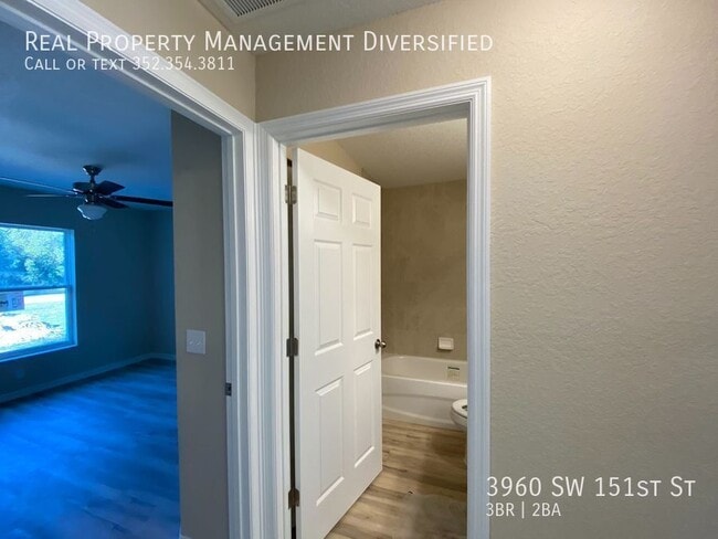 Building Photo - 3960 SW 151st St