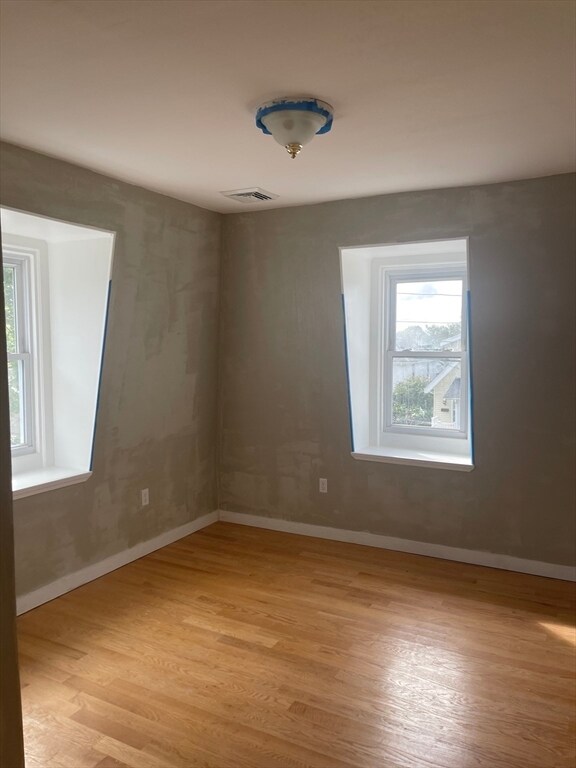 Building Photo - 20 Trefton Dr