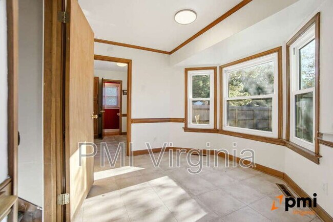 Building Photo - 436 Longleaf Rd