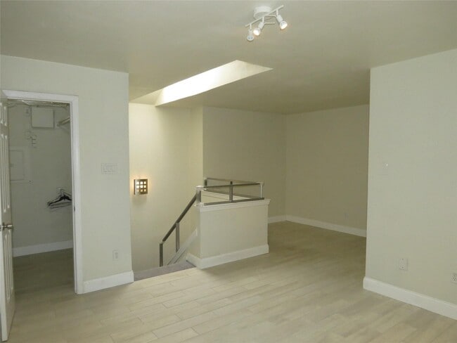 Building Photo - 5757 E University Blvd