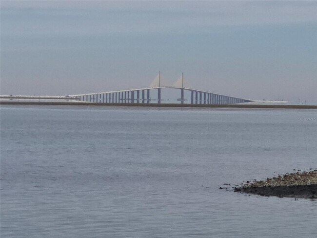 Building Photo - 1515 Pinellas Bayway S