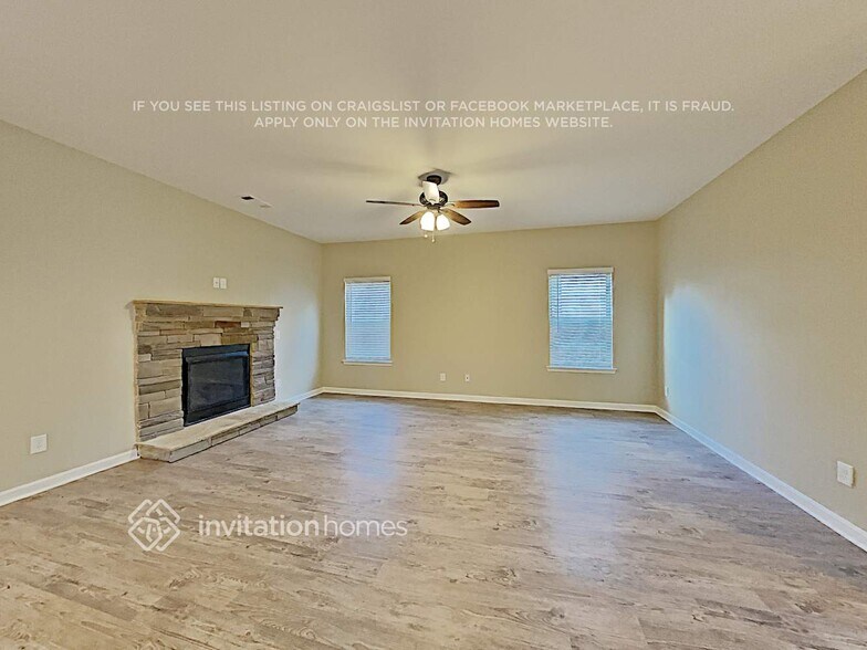 Building Photo - 807 Kite Way