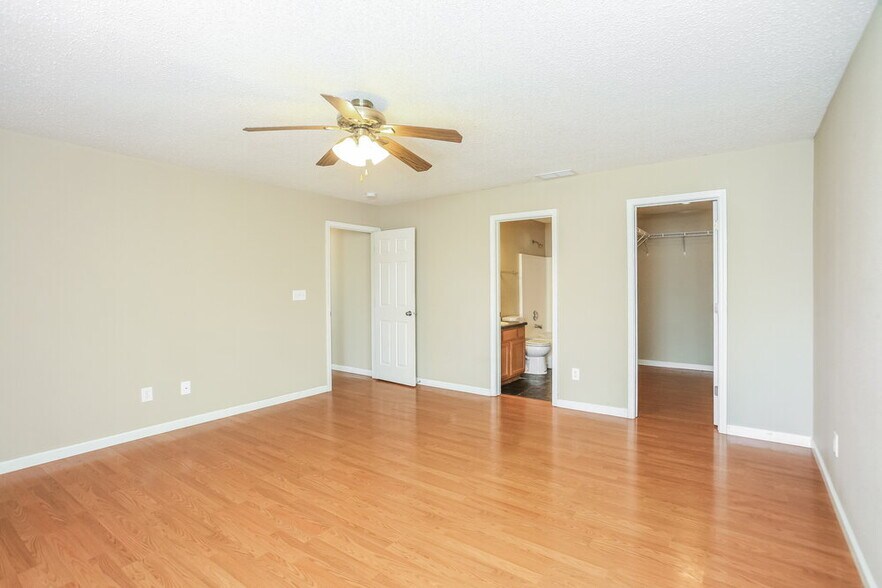 Building Photo - 19516 Prairie Crossing Dr