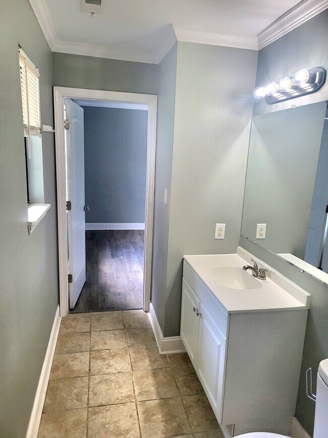 Building Photo - 3004 Steeple Chase Ct