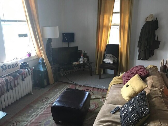 Building Photo - 135 Connecticut Ave