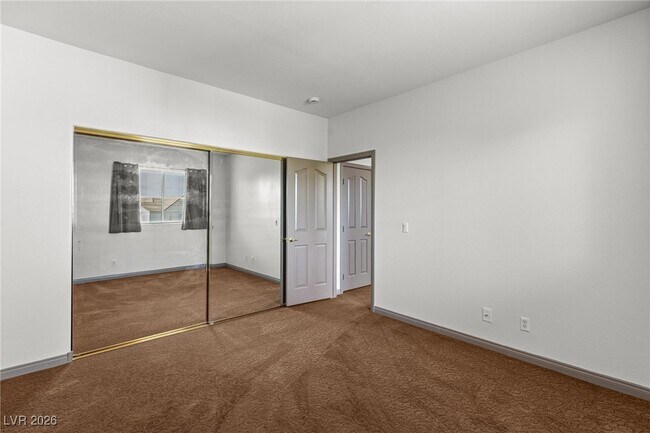 Building Photo - 8009 Clock Tower Ct