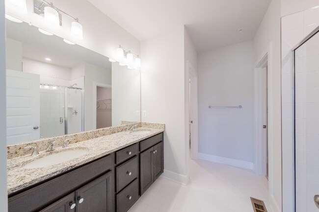 Building Photo - 544 Greybull Dr