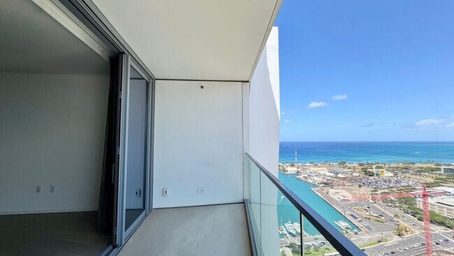 Building Photo - 1000 Auahi St