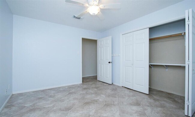 Building Photo - 6867 Stillwater Dr