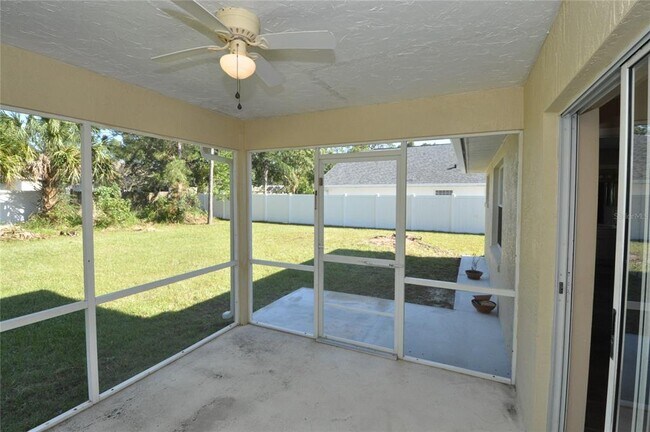 Building Photo - 23 Primrose Ln