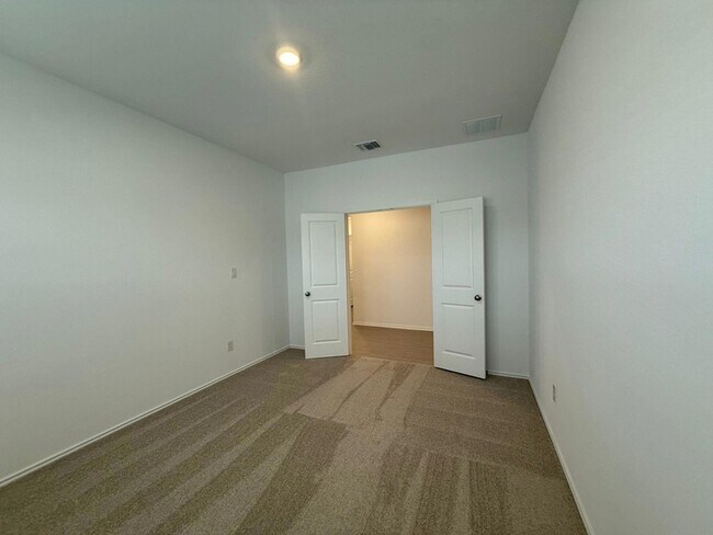 Building Photo - 117 Alamito Ave