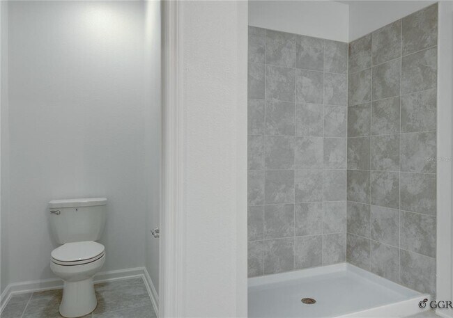 Building Photo - 1520 Brentwood Dr