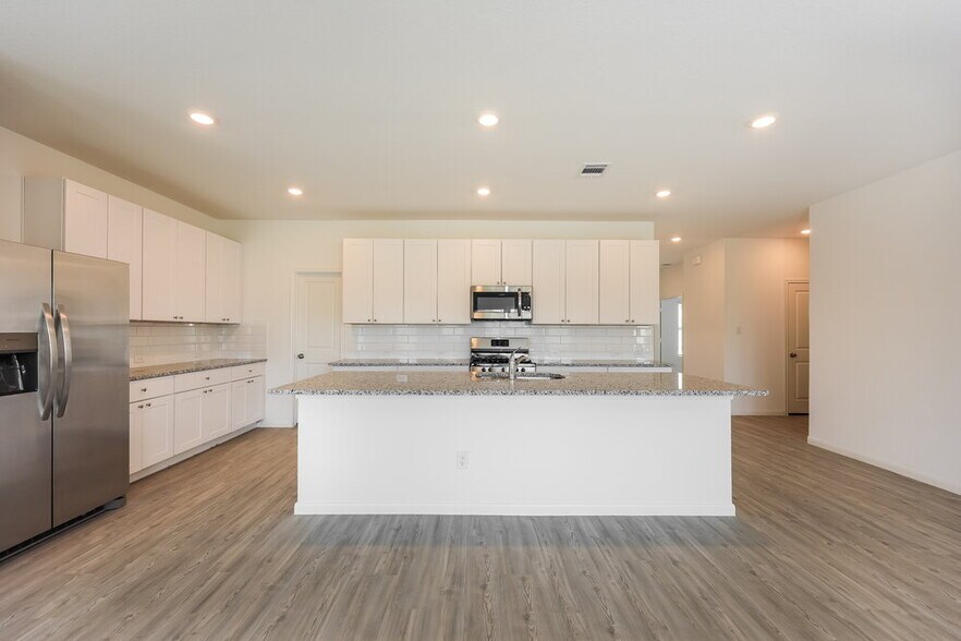 Building Photo - 15056 Nettleton Ml