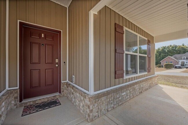 Building Photo - 3277 Chapelwood Dr