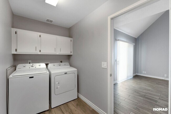 Building Photo - Charming 2BR Townhome in Mesa