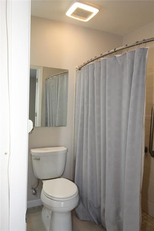 Building Photo - 2628 Hidden Lake Dr N