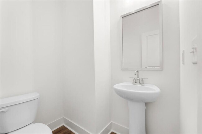 Building Photo - 2469 Honey Wy