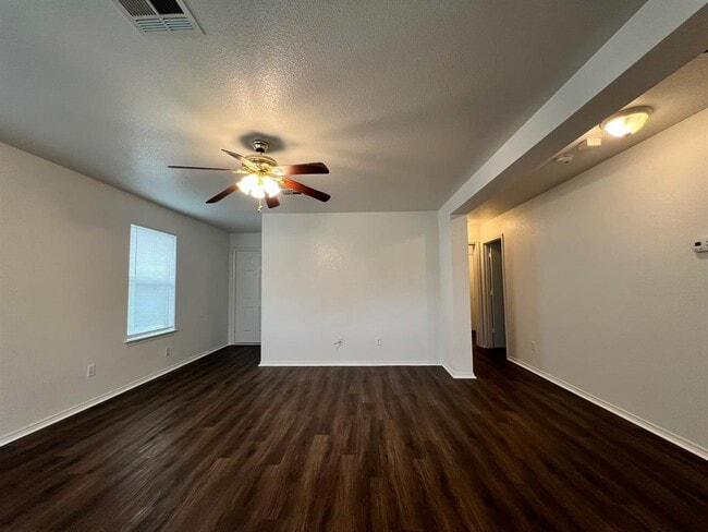 Building Photo - 2742 Perkins Pl
