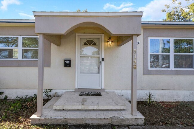 Building Photo - 5148 Tampa Bay Growth Fund 2 LLC