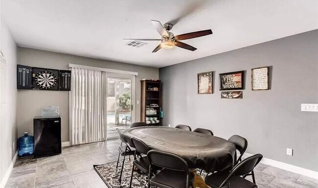 Building Photo - AWESOME 3 BEDROOM RENTAL DUAL LIVING SPACES LOCATED IN THE SW!!!!