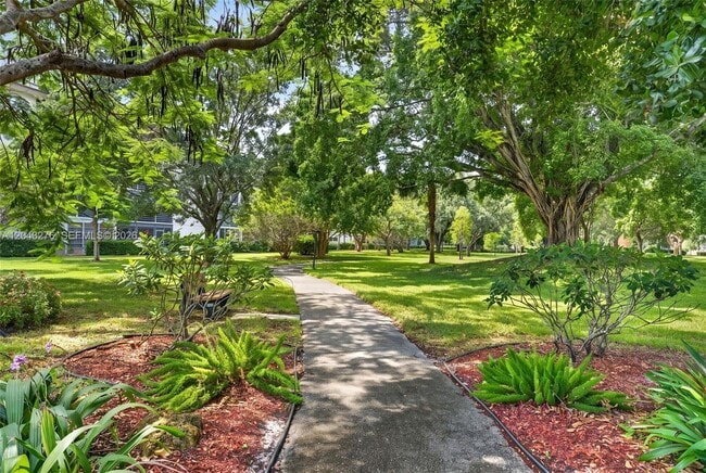 Building Photo - 2404 Antigua Cir