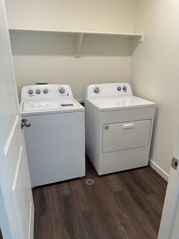 Building Photo - 6054 Holstein Dr