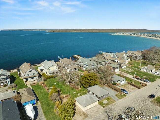 Building Photo - 217 W Shore Ave