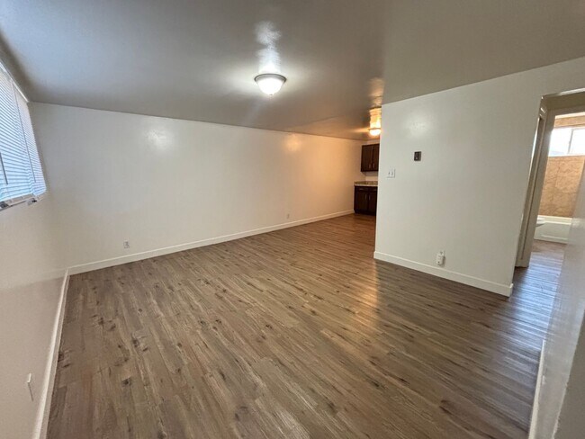 Building Photo - 271 N 300 W
