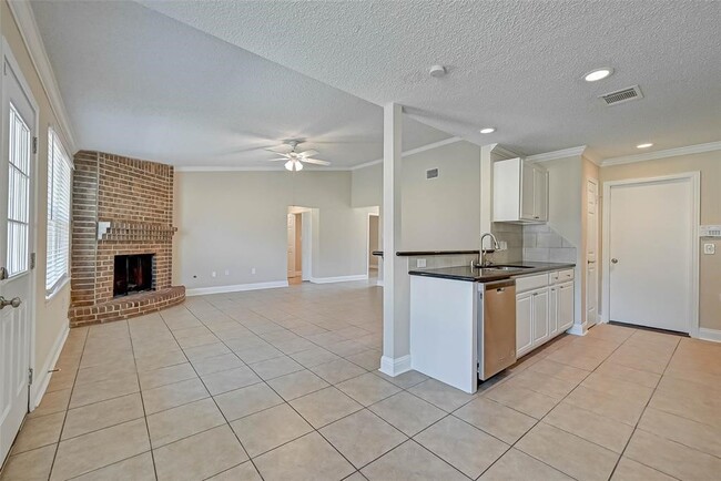 Building Photo - 21231 Park Rock Ln