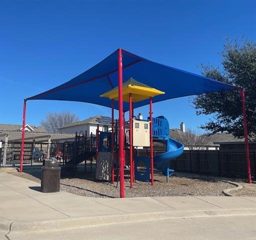 Building Photo - 820 Wrigley Dr