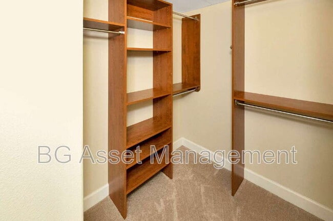 Building Photo - 1240 Sonata Dr